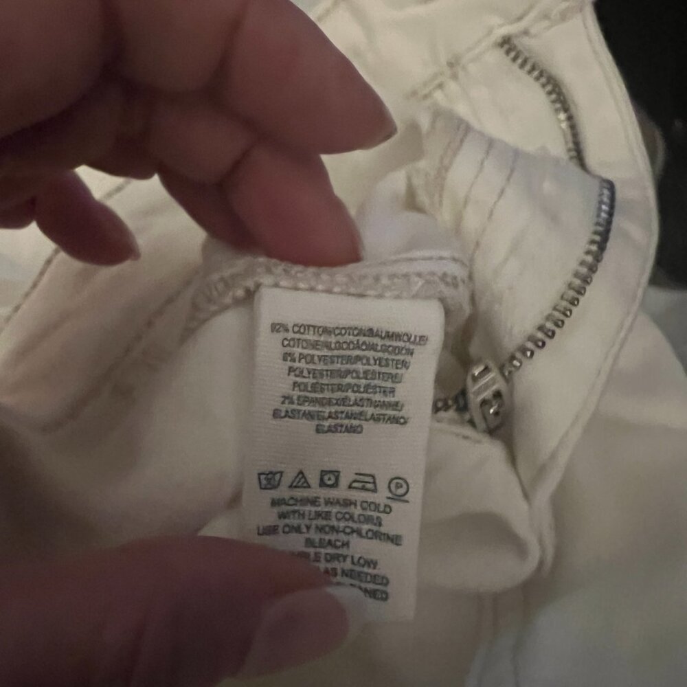 Free People We The Free Bell Bottom Flare Jean White Size 26R - Picture 6 of 8